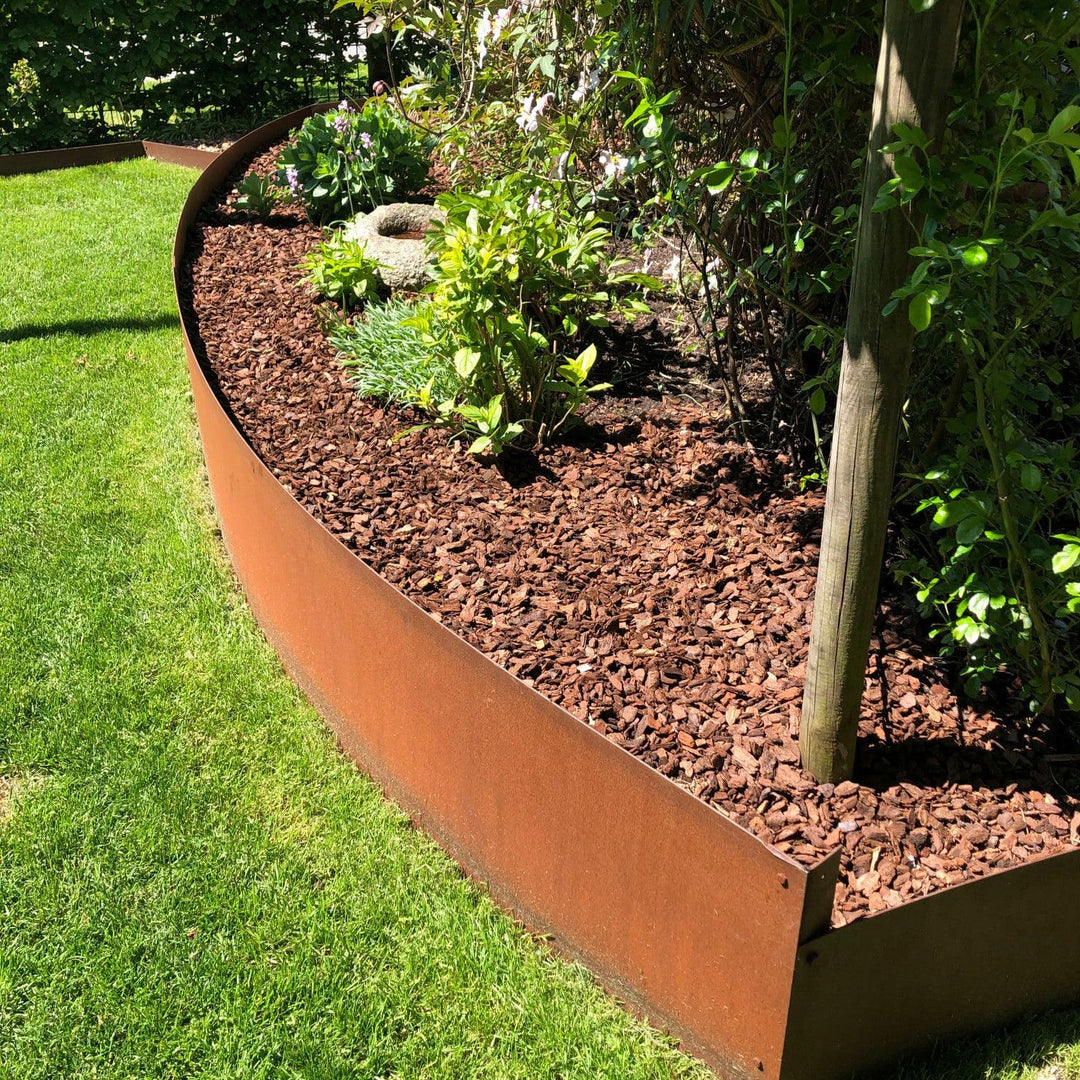 Maatwerk: Borderrand van 2 mm cortenstaal