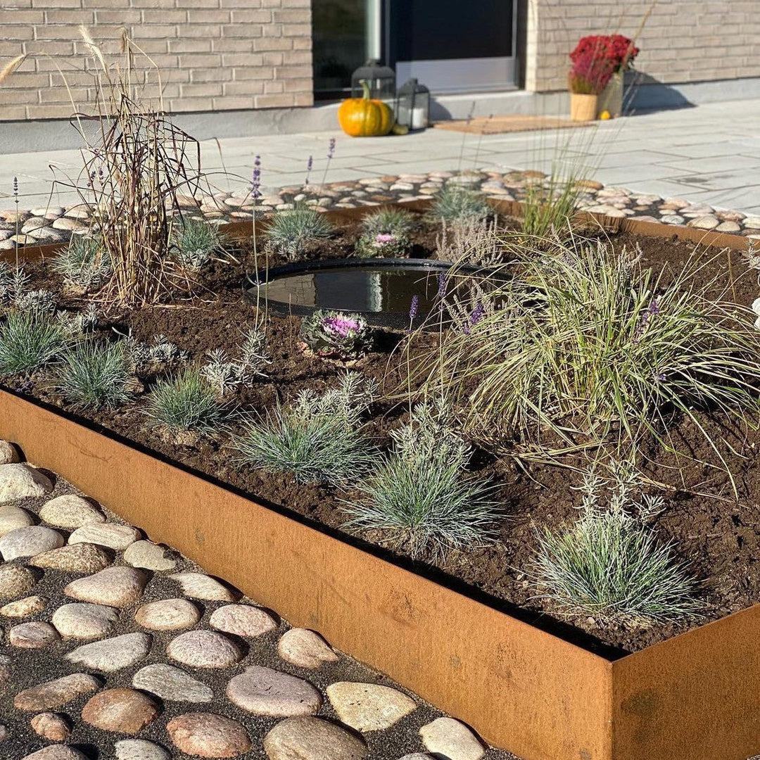 Maatwerk: Borderrand van 3 mm cortenstaal