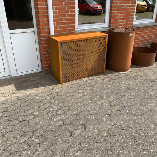 Overkapping voor warmtepomp van cortenstaal