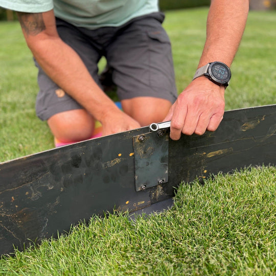 Maatwerk: Borderrand van 2 mm cortenstaal