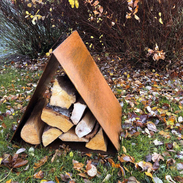 Brandhoutopslag driehoekig model